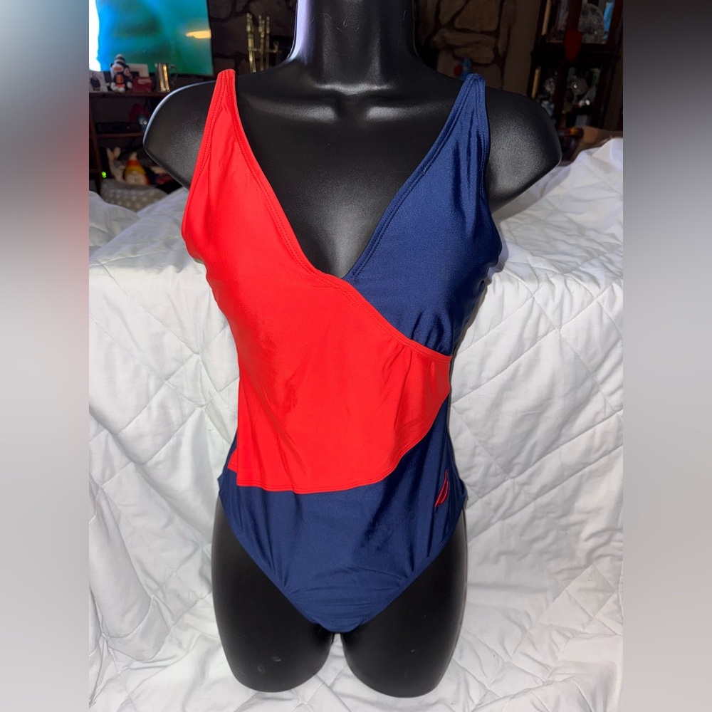 Nautica textured one-piece swim